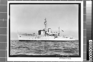 HMAS BENDIGO I in trials near Cockatoo Island Dockyard