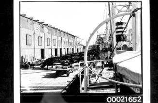 Linley Walker Wheat Co loading wheat on Japanese ship