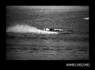 Hen and Chicken Bay 1970s, inboard hydroplane VOODOO IV