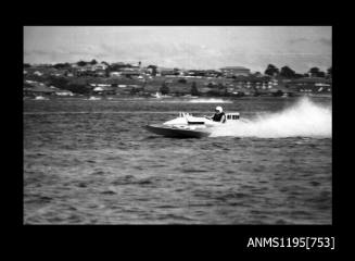 Hen and Chicken Bay Races 1970, inboard hydroplane DYNA