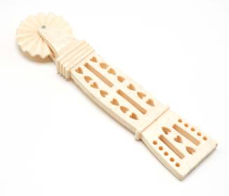 Scrimshaw pie crimper