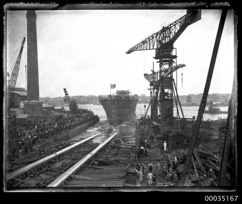 The launch of HMAS ALBATROSS (I) at Cockatoo Island Dockyard