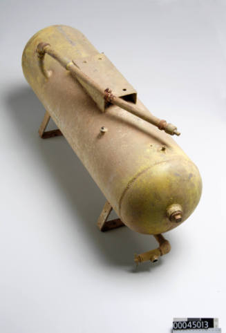 Oxygen supply cylinder